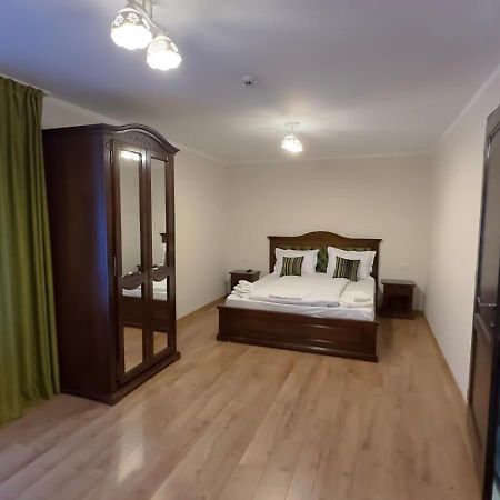 Hotel Perla Dacilor Gradistea de Munte Esterno foto