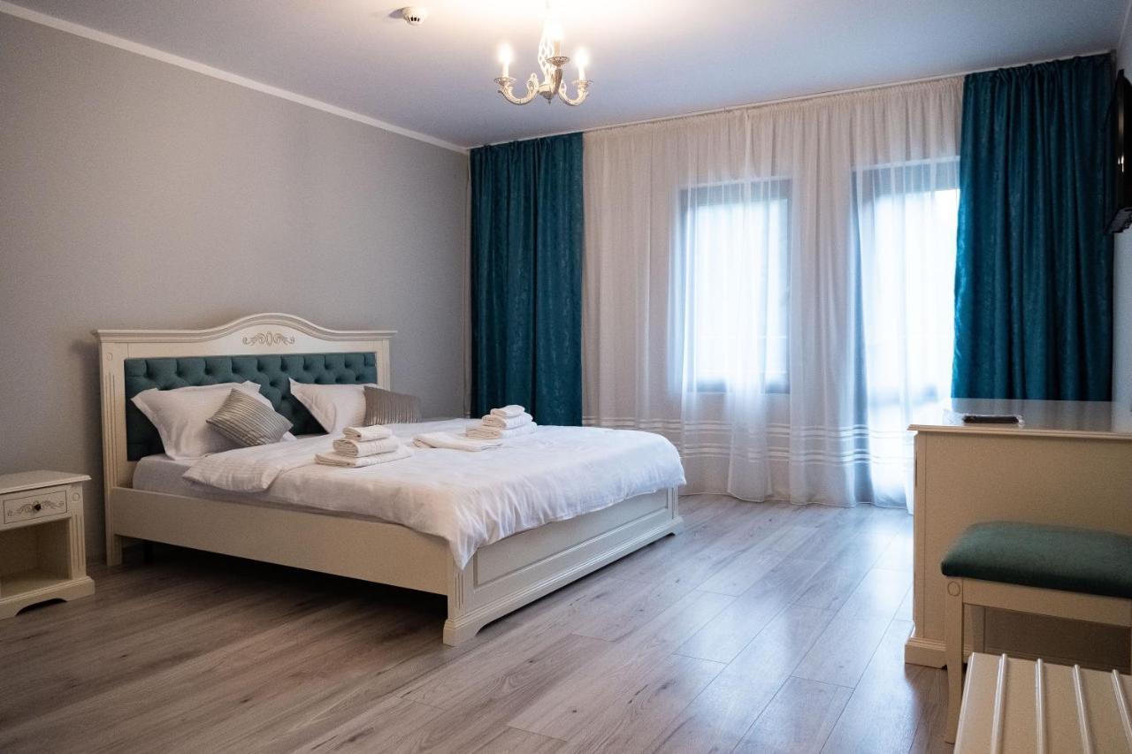 Hotel Perla Dacilor Gradistea de Munte Esterno foto